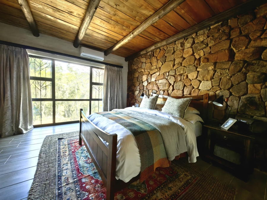 5 Bedroom Property for Sale in Waterkloof A H North West